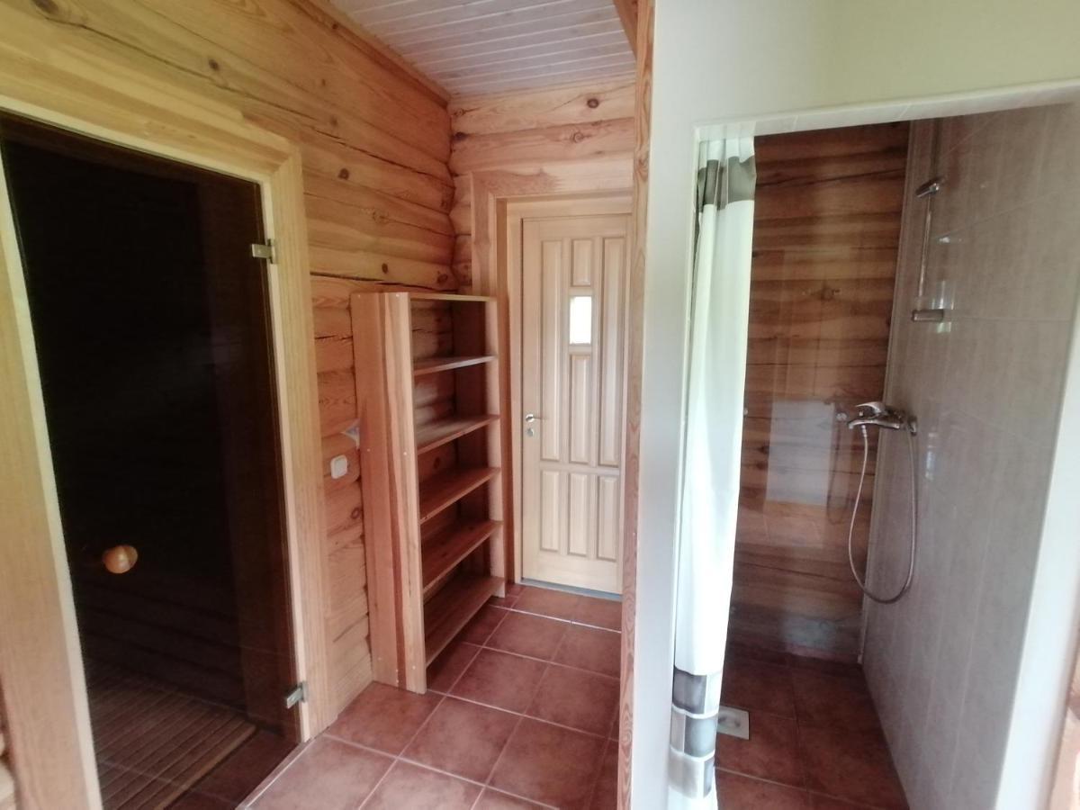 Guest House Unguri Stalbe Exterior foto